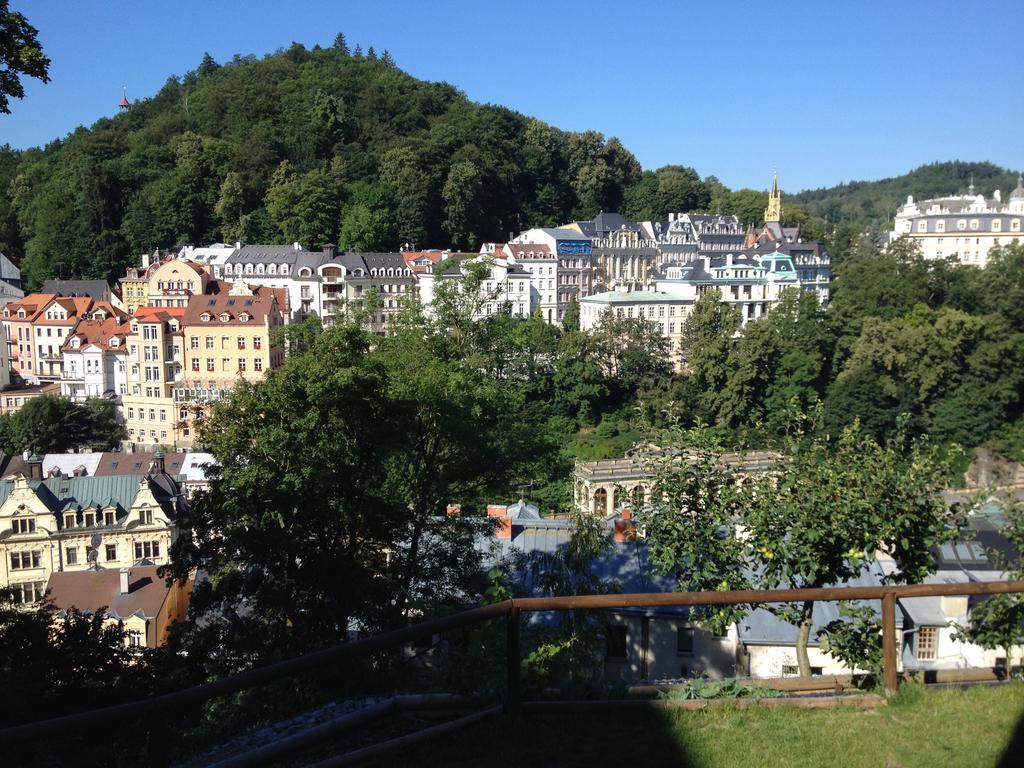 Apartments Vera Karlovy Vary Esterno foto